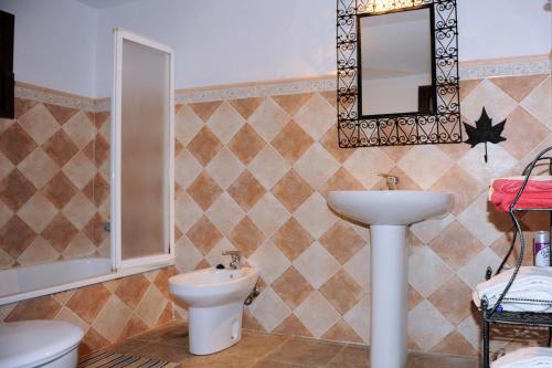 Cottage Polborilla的一间浴室