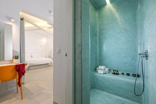 Kouros Village Hotel - Adults Only的一间浴室