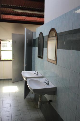 老槟城酒店 - 庄路的一间浴室