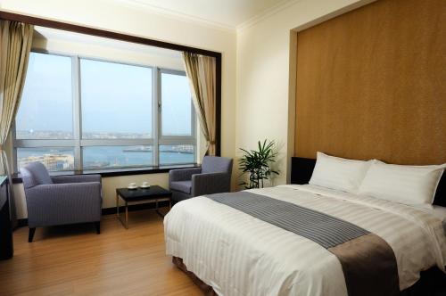 澎湖海悦饭店客房内的一张或多张床位