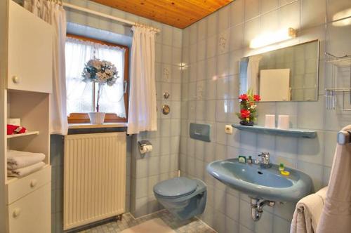 Landhaus Carolin Göhl的一间浴室