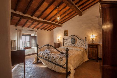 切尔托萨艾博卡旅馆客房内的一张或多张床位