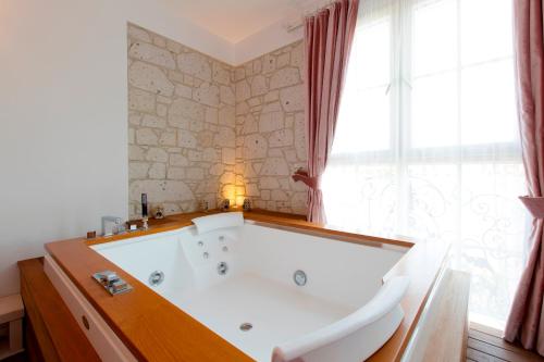 塞拉艾弗斯酒店&SPA的一间浴室