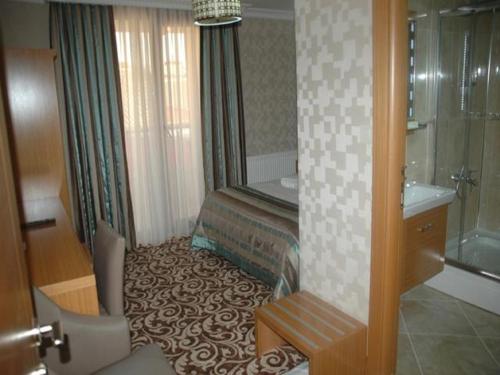 阿尔法酒店的一间浴室