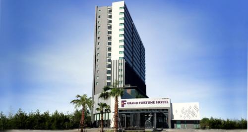 洛坤府Grand Fortune Hotel Nakhon Si Thammarat的相册照片