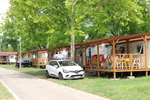 Balatontourist Füred Camping & Bungalows平面图