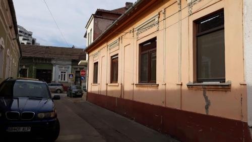 奥拉迪亚Old Town Apartament Oradea的相册照片