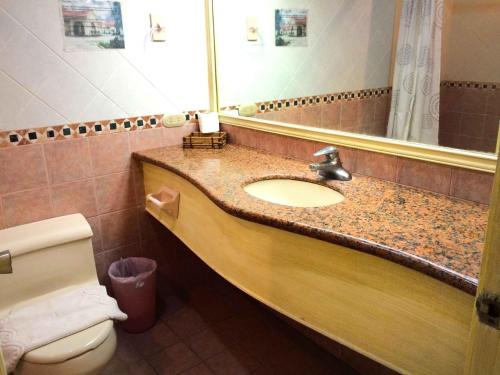 摩洛哥海滩度假胜地和乡村俱乐部酒店的一间浴室