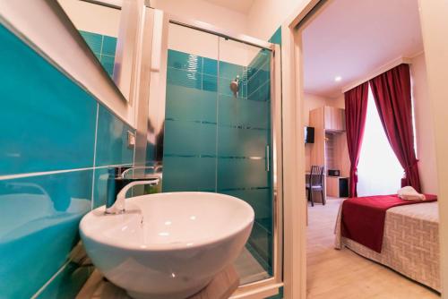 Hotel Balilla的一间浴室