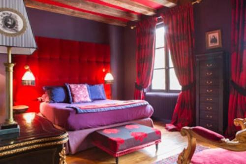 La Closerie Saint Jacques客房内的一张或多张床位