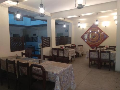 Raj Laxmi Bhawan餐厅或其他用餐的地方