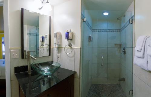 飞马国际酒店的一间浴室