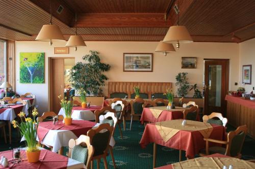 希布里克伽尼酒店餐厅或其他用餐的地方
