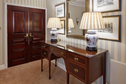 伦敦仕骅廷肯辛顿宫酒店公寓的相册照片