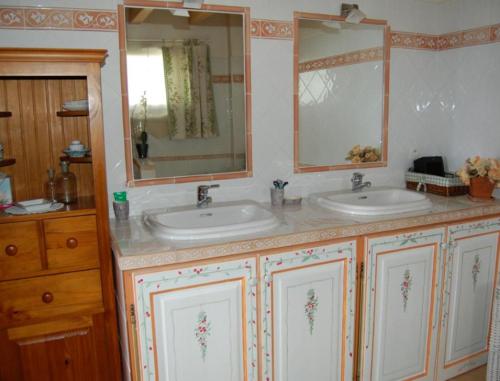 拉夏里萨酒店的一间浴室