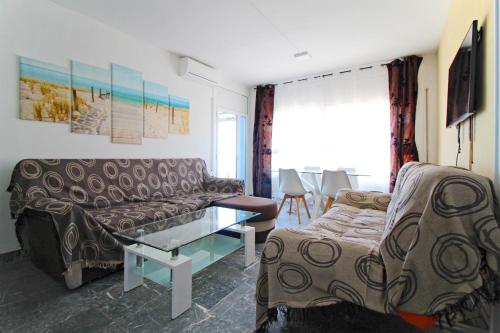 Apartamento Playa Dorada的休息区