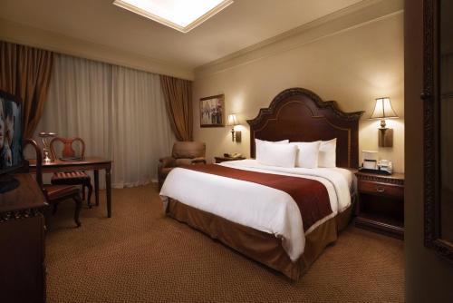 Safi Royal Luxury Centro客房内的一张或多张床位