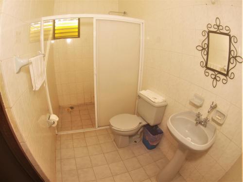 Quinta Comala Hotel & Villas的一间浴室