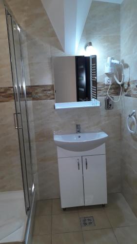 卡萨鲁苏旅馆的一间浴室