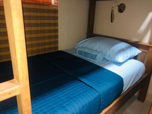 Hostel Ilha do Amor客房内的一张或多张床位