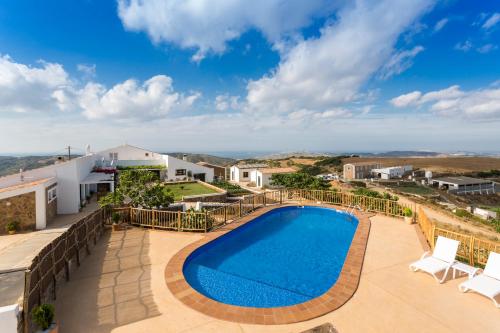 费雷列斯桑比韦斯梅诺卡旅馆 - 仅限成人入住的美景别墅 - 带游泳池