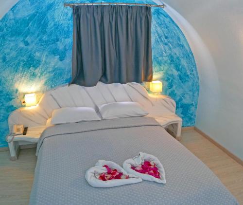 鹦鹉螺圆顶酒店客房内的一张或多张床位