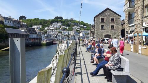 西卢港Polborder Holidays Looe Country Park的相册照片