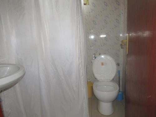 Rebero Kivu Resort的一间浴室