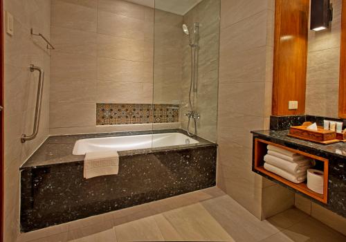 康斯特白拉热带海滩度假村的一间浴室