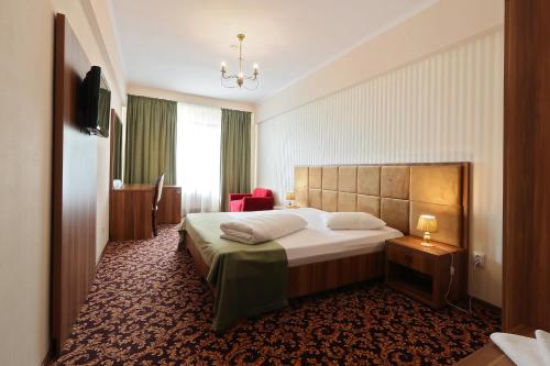 帝国酒店客房内的一张或多张床位