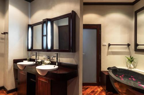琅勃拉邦吉利达拉度假村的一间浴室