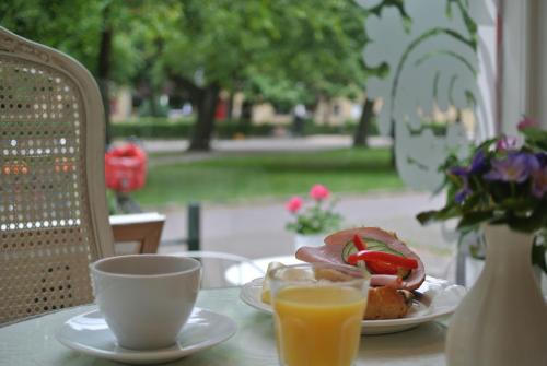 Kungsgatans Gryta & Hotell提供给客人的早餐选择