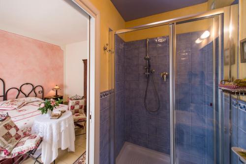 Albergo da Annita - room only的一间浴室
