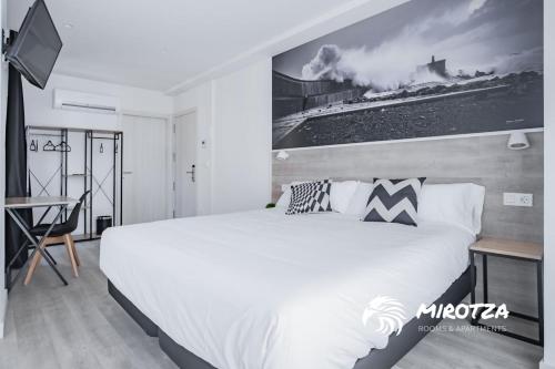 MIROTZA ROOMS AND APARTMENTS客房内的一张或多张床位
