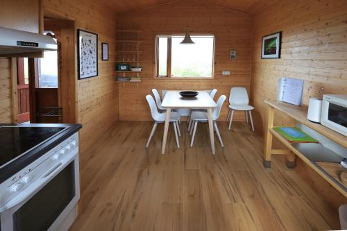 霍尔斯沃德吕尔Cozy Cottage by Stay Iceland的相册照片