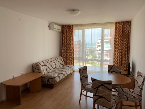 圣弗拉斯Kalina Private Apartments in Marina View Fort Beach, Sveti Vlas的相册照片