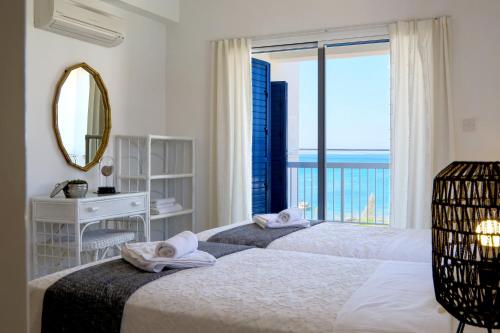 帕拉利米尼Phaedrus Living: Seaside Luxury Villa Anafi的相册照片
