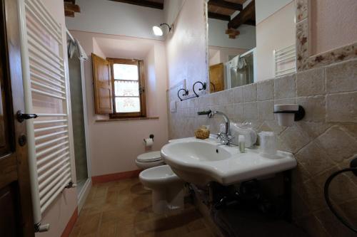 Agriturismo Santa Maria的一间浴室