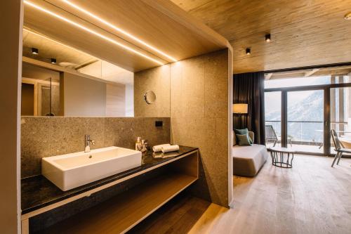 Panoramic Suites Winzerhöhe的一间浴室