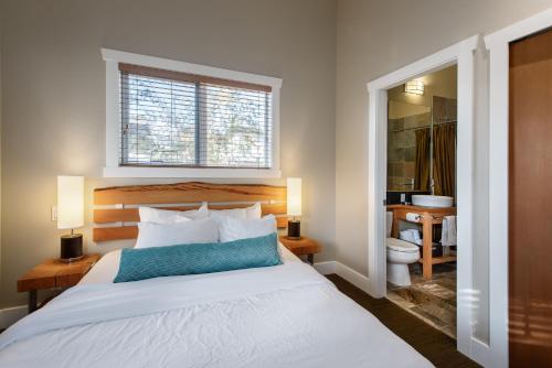 考克斯湾海滩度假酒店客房内的一张或多张床位