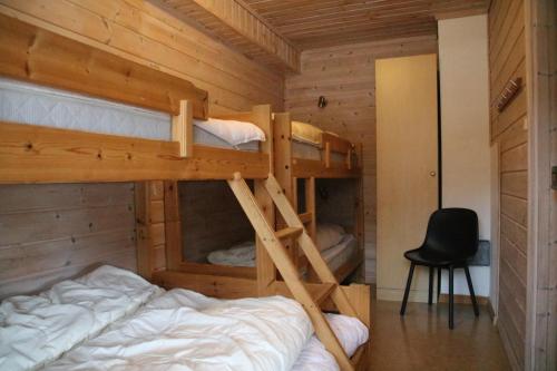 Myrkdalen Resort Nedre Byggardslii apartment客房内的一张或多张双层床