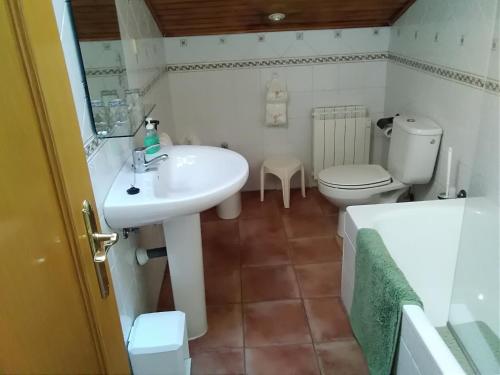 Caserón Trastamara的一间浴室