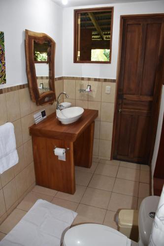 玛雅石斑鱼旅馆的一间浴室