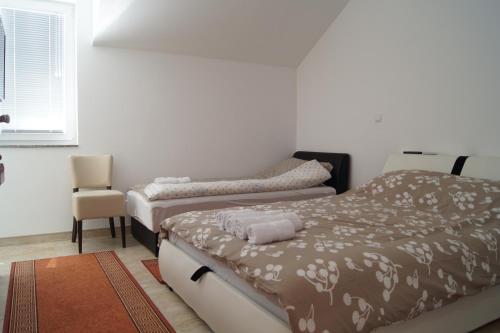 SOBE ROOMS GAVRILO客房内的一张或多张床位