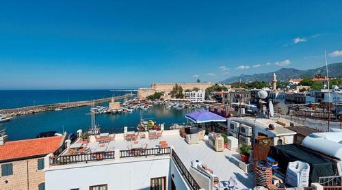 凯里尼亚Kyrenia British Harbour Hotel的相册照片