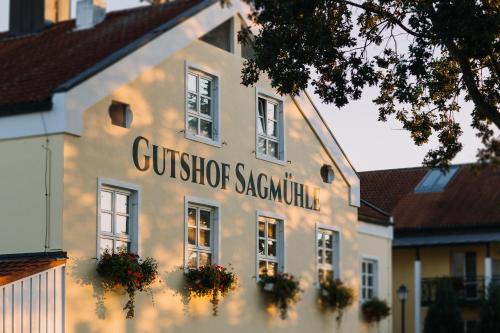 Gutshof Sagmühle picture 3