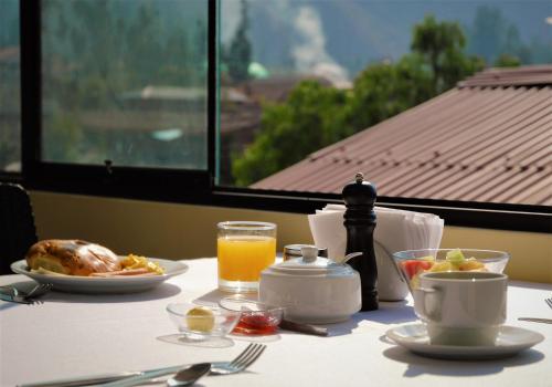 Hotel Andes de Urubamba提供给客人的早餐选择