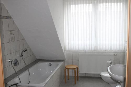 Landhotel Schnier的一间浴室