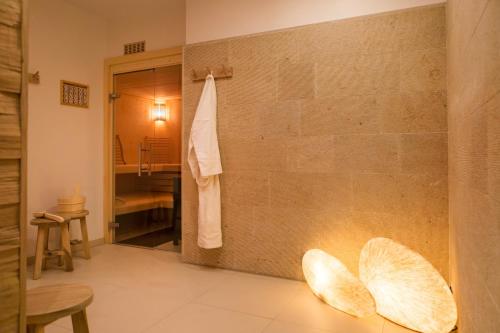 根特纳兰卡斯拓夫酒店的一间浴室