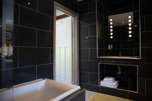 Rockmount Rooms & Apartment的一间浴室